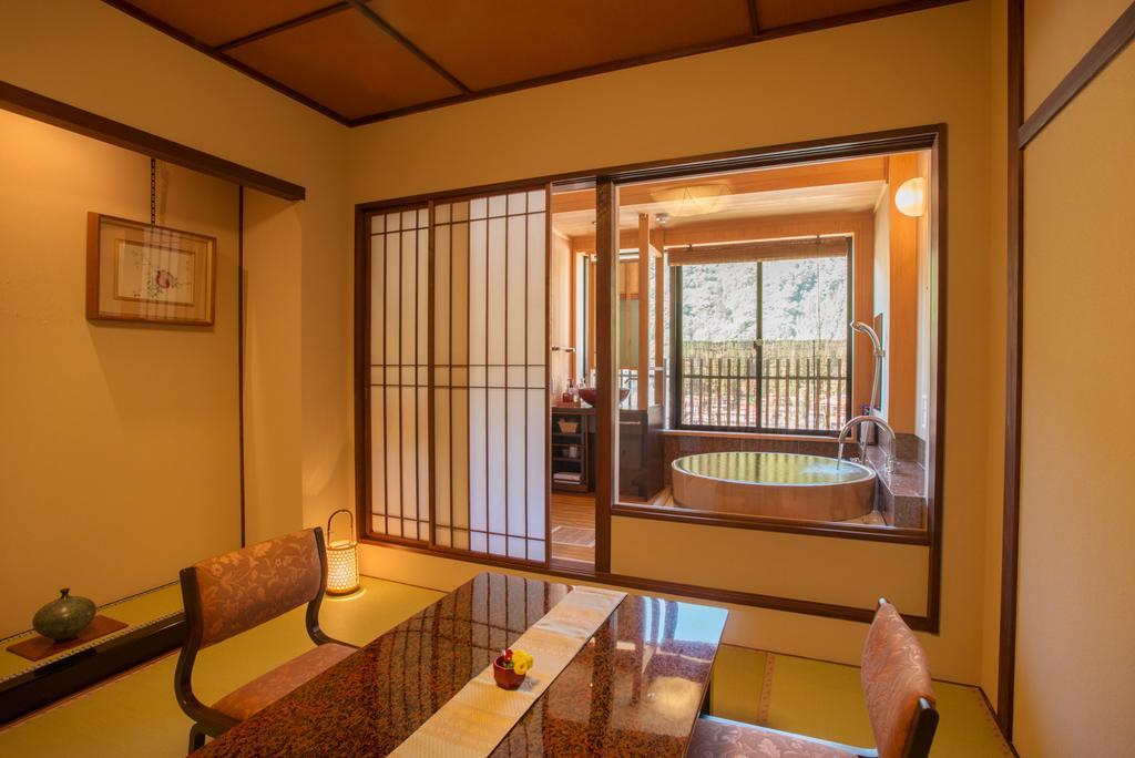 Yamamizuki Urara Tsutaya Hotell Kiso Rum bild